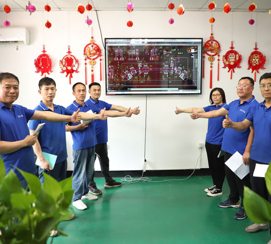 拉彎加工廠家給客戶朋友們拜年啦！