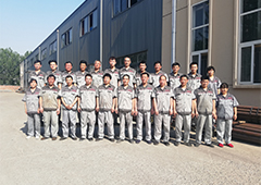 北京拉彎廠夏季為員工統(tǒng)一發(fā)放工作服！
